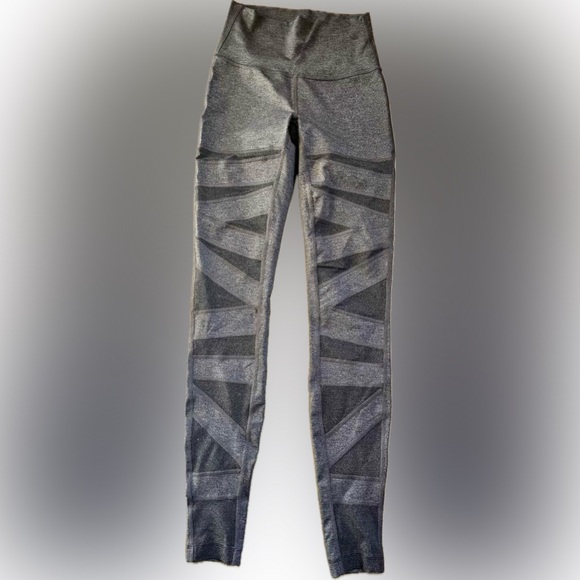 Lululemon Mesh Leggings - Picture 4 of 4